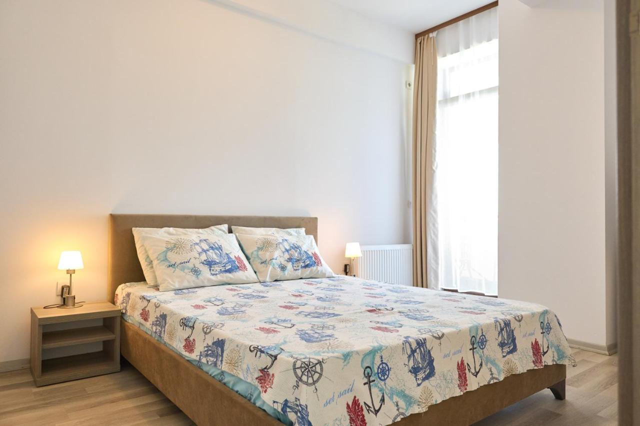 Alina Lake View Apartment 마마이아 외부 사진